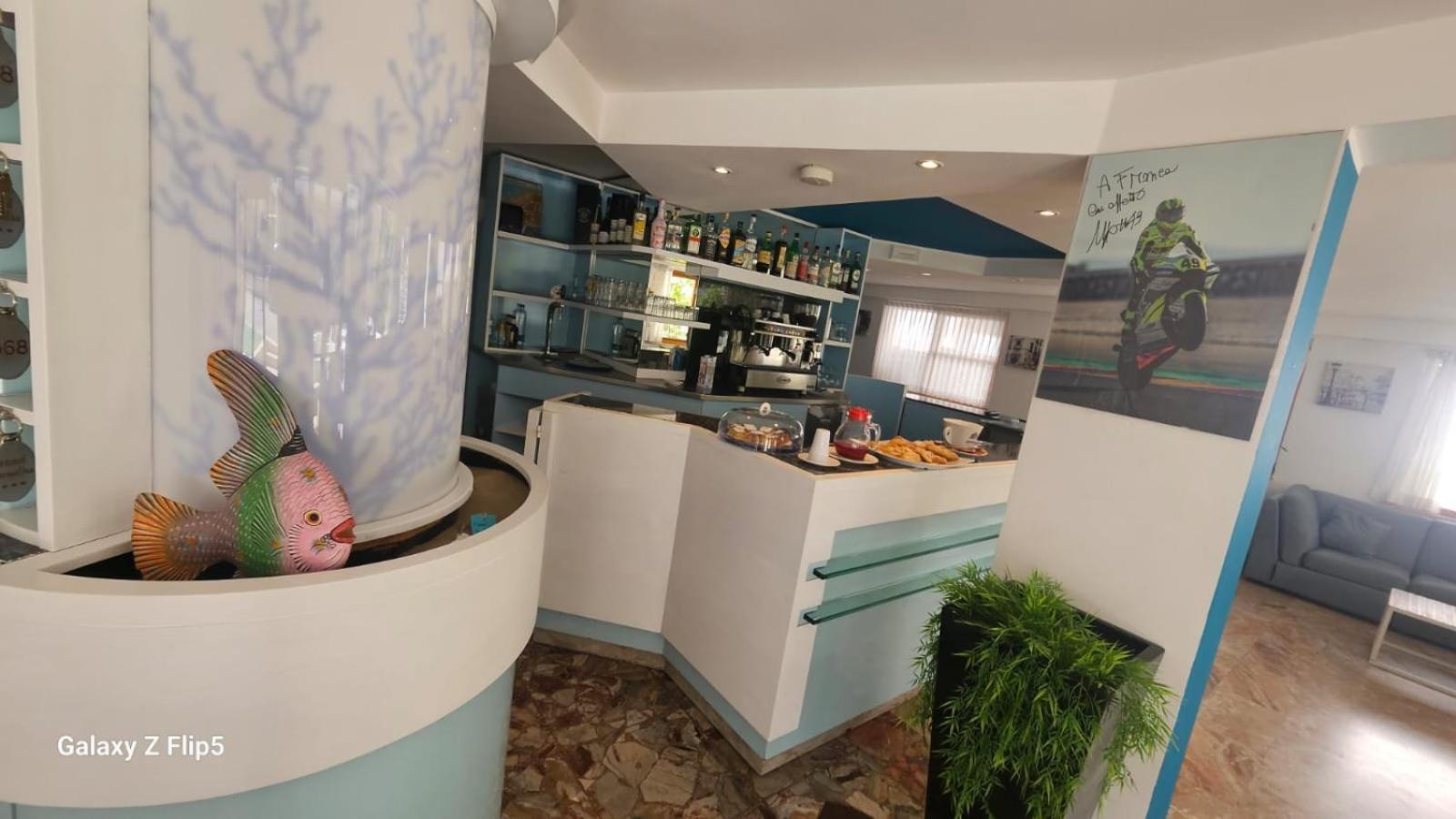 Hotel Annalisa Ричоне Екстериор снимка