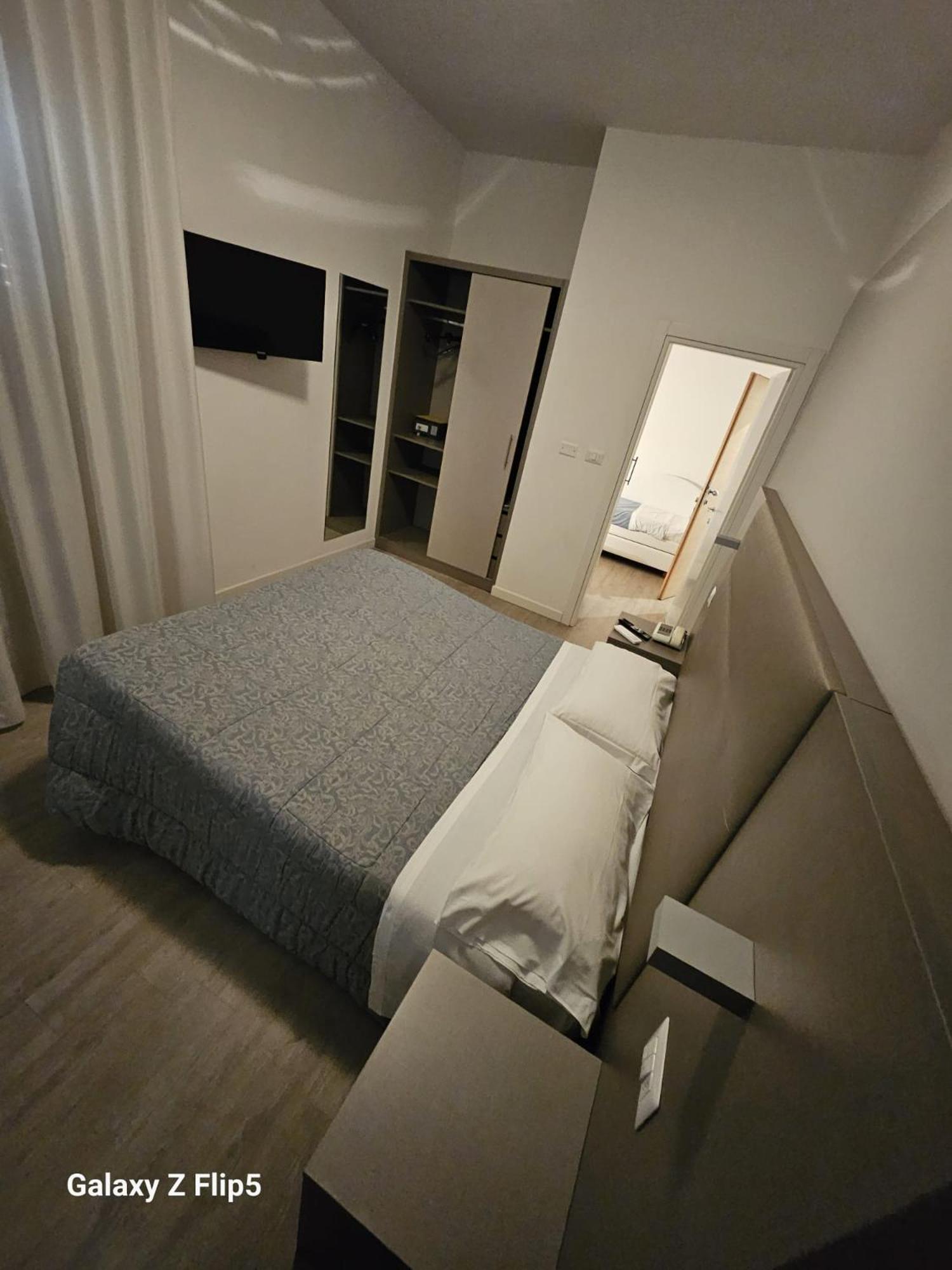 Hotel Annalisa Ричоне Екстериор снимка